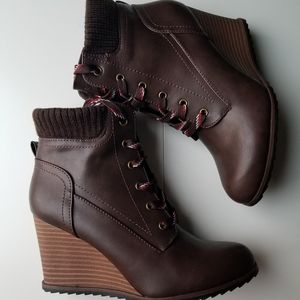Nautica brown wedge booties